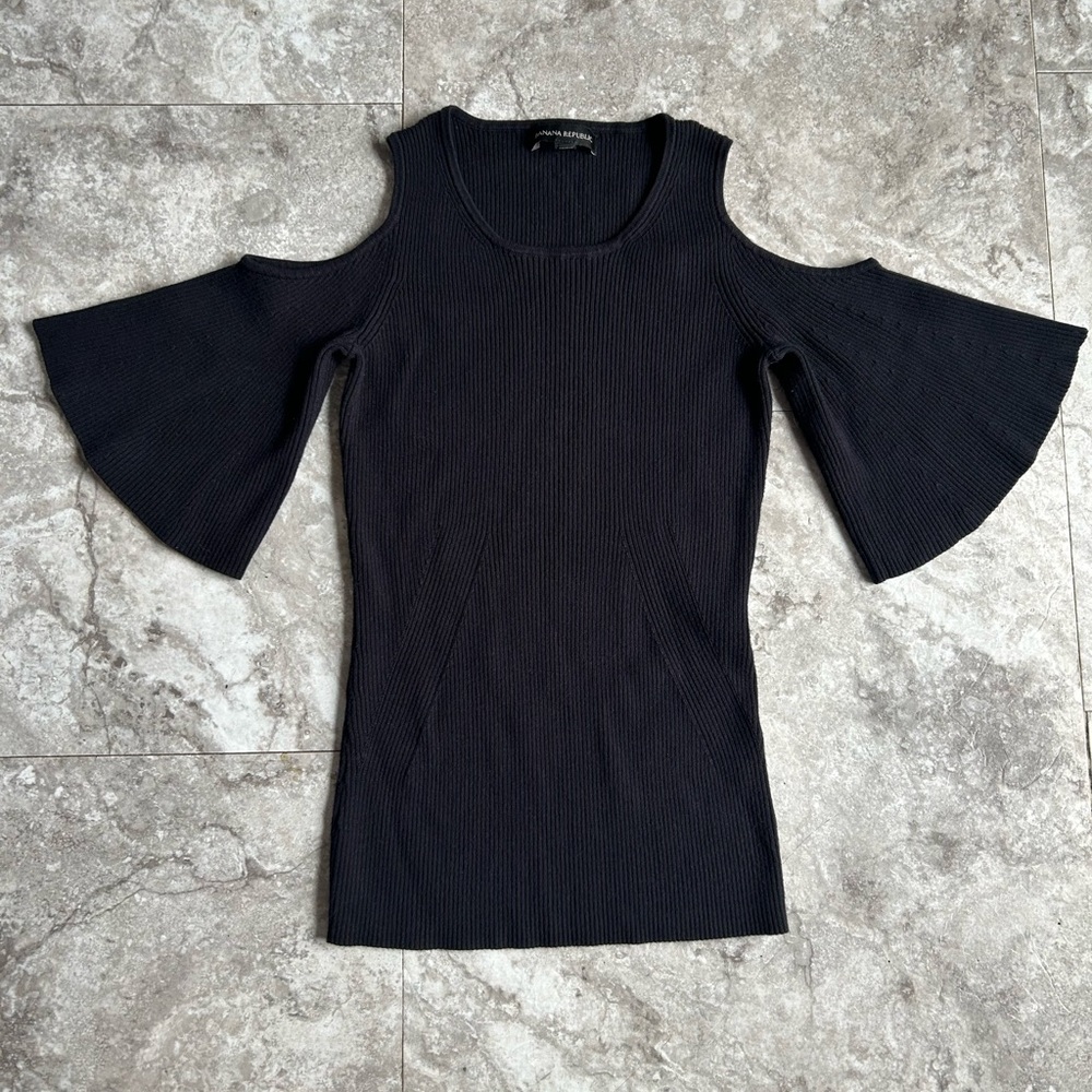 Banana Republic Black Ribbed Cold Shoulder Bell Sleeve Top Small